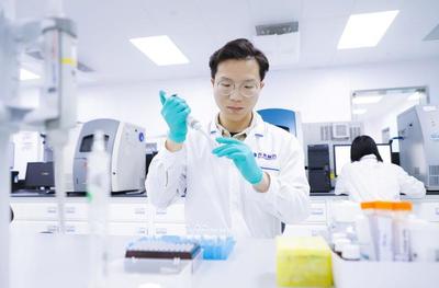 聚焦全國醫(yī)藥工業(yè)信息年會(huì) 揭秘山東老牌十強(qiáng)藥企的決勝王牌——生物技術(shù)開發(fā)